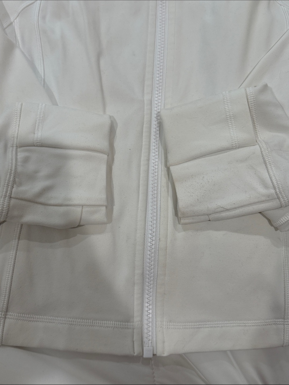 lululemon athletica cropped White c-Zip Women's Jacket - Picture 6 of 6